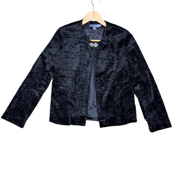 Koret Jackets & Blazers - Koret Faux Fur Jacket Women Small Black Rhinestone Clasp Textured K30J1000M